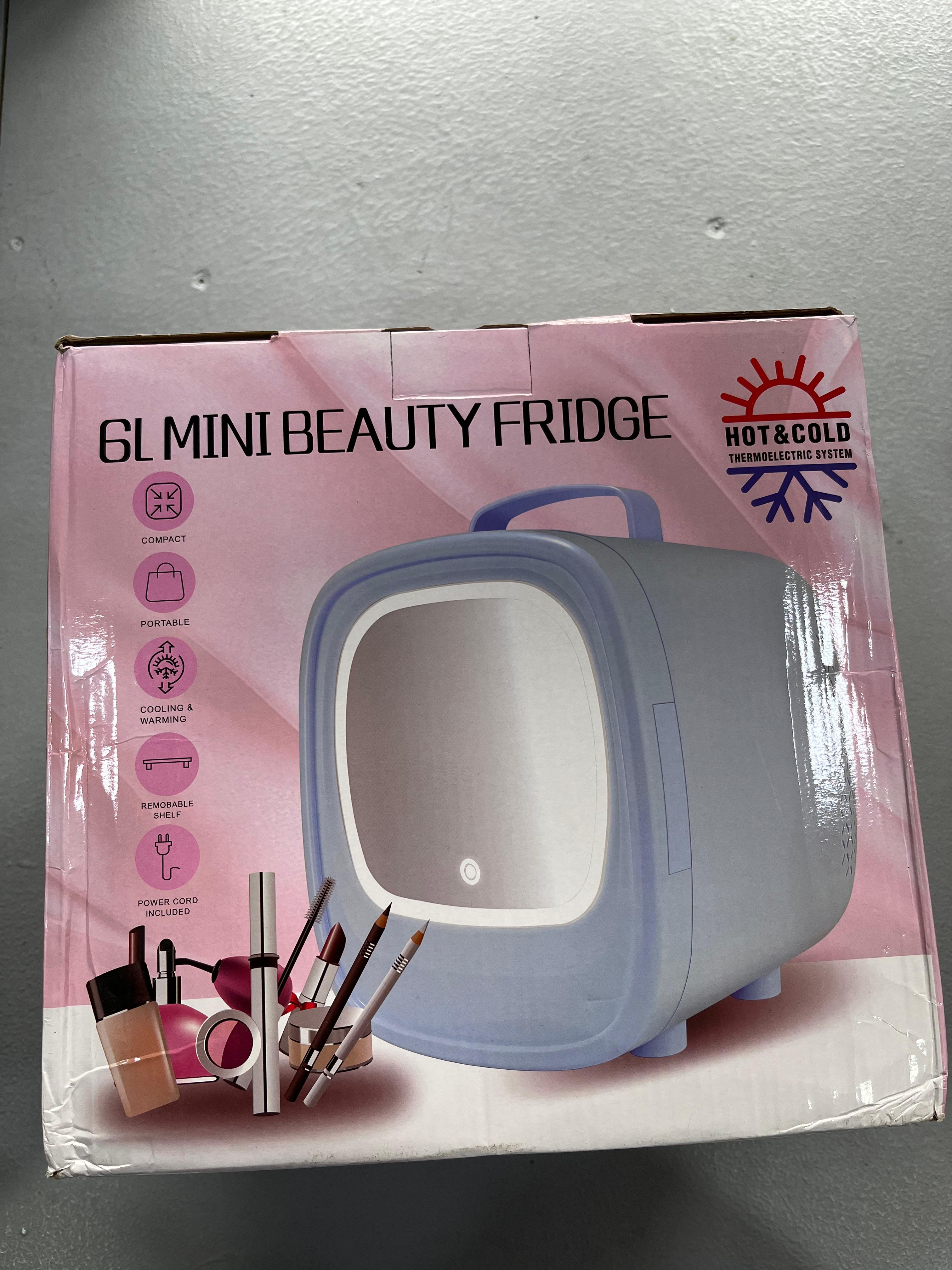 Mini Refrigerador de Belleza
